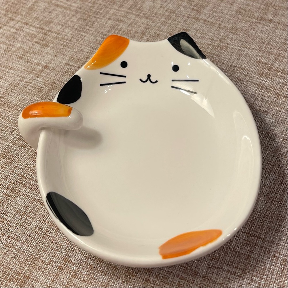 Cat dish